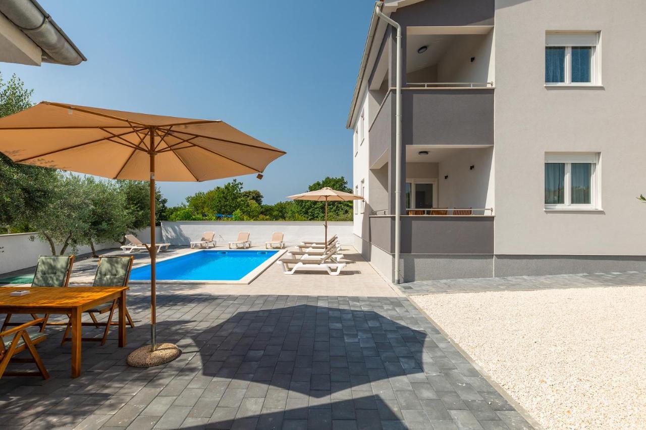 Apartments Medulin 2217 エクステリア 写真