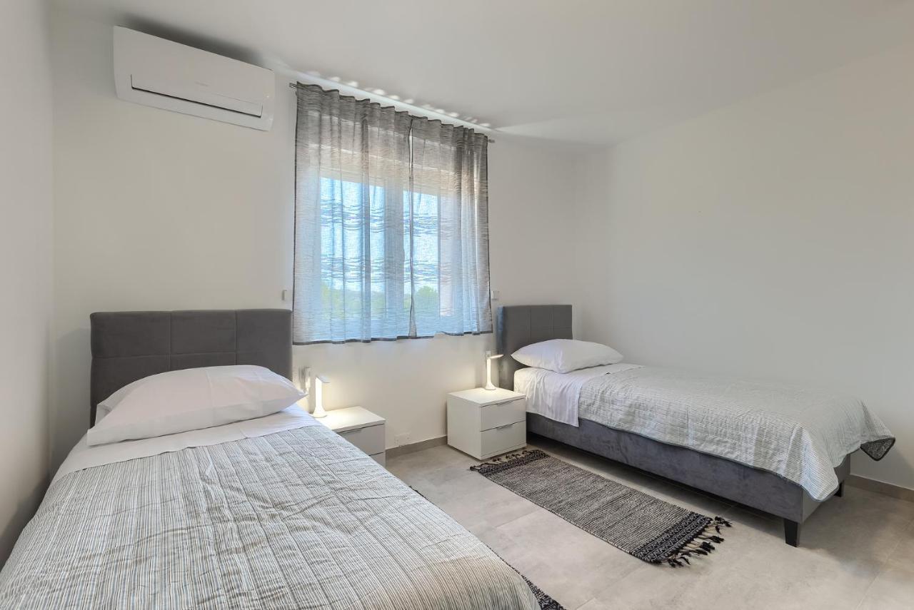 Apartments Medulin 2217 エクステリア 写真
