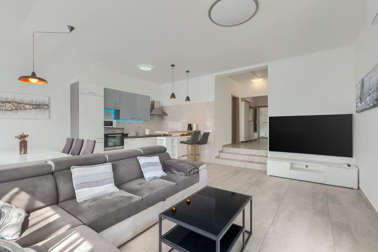 Apartments Medulin 2217 エクステリア 写真
